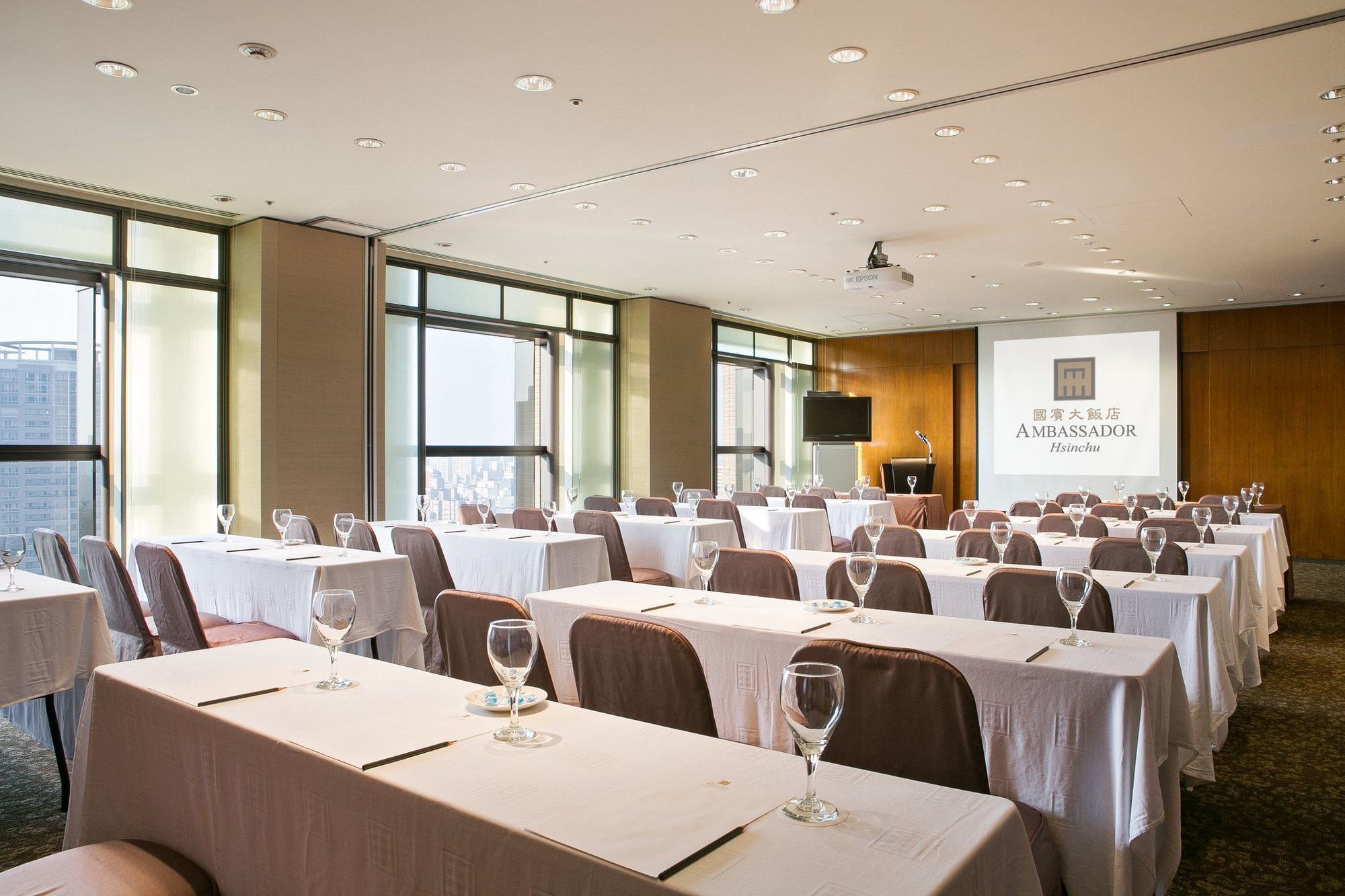 Ambassador Hotel Hsinchu Fasilitas foto Meeting room